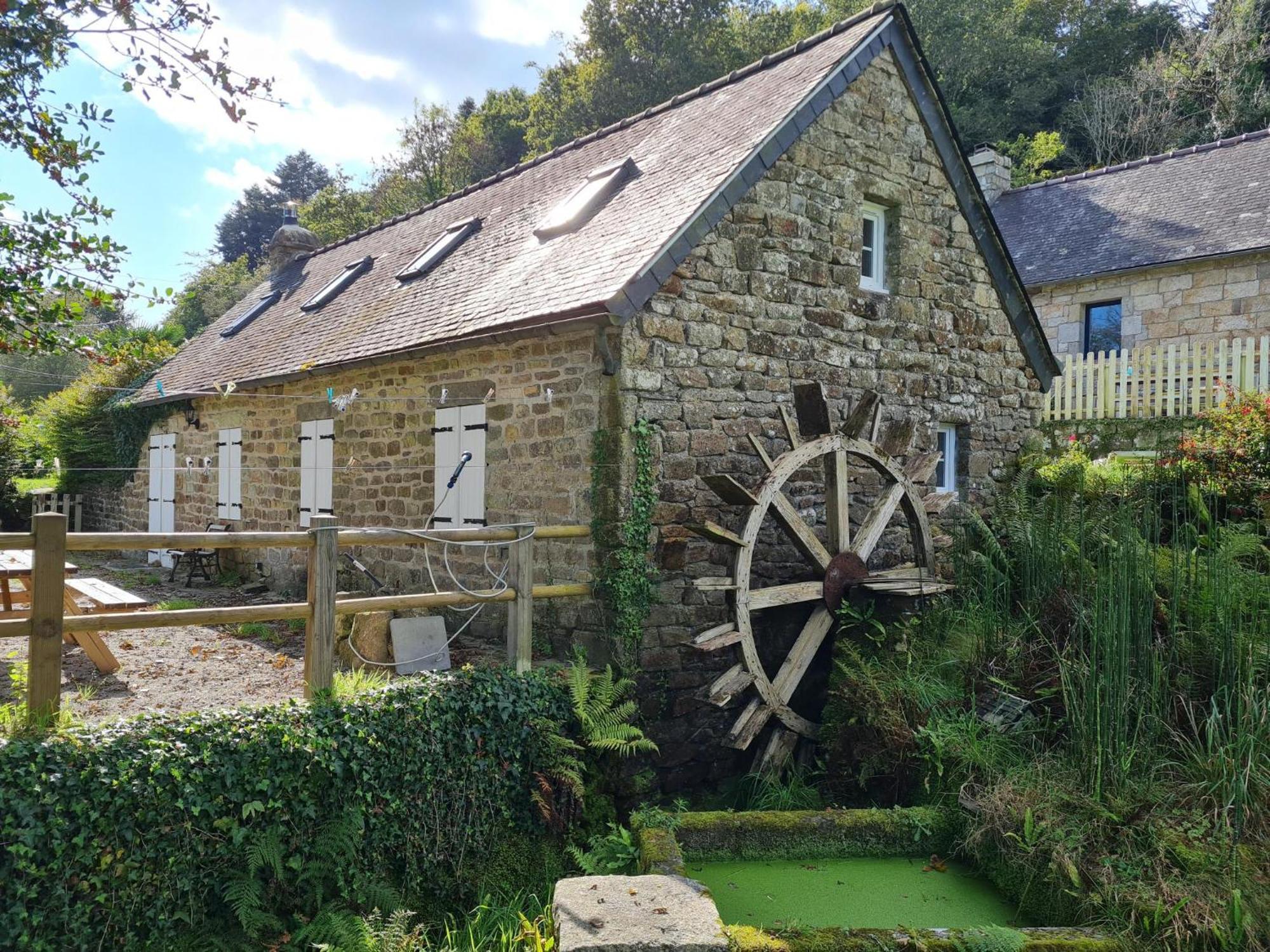 PlogonnecMoulin De Bonnescat别墅 外观 照片
